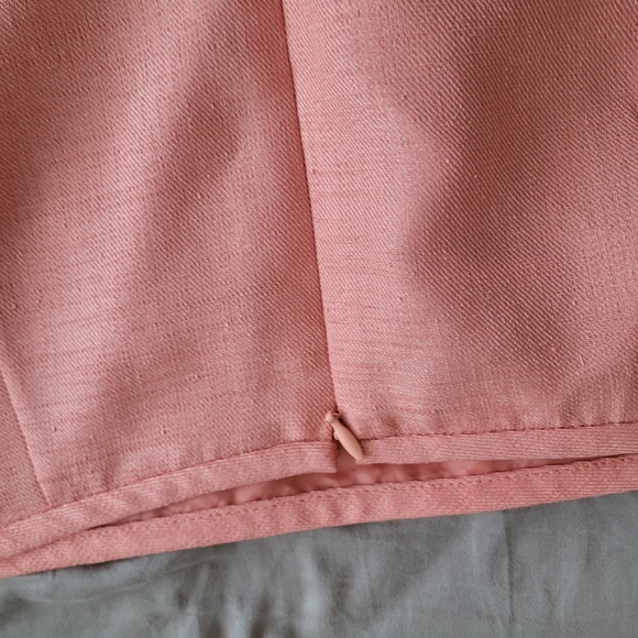 LE SUIT STRAIGHT SKIRT - Picture 3 of 4